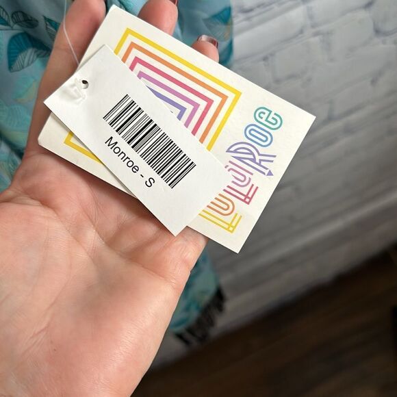 👙 LuLaRoe Monroe Kimono Swimsuit Cover-Up - Size Small 👙 - Picture 3 of 4